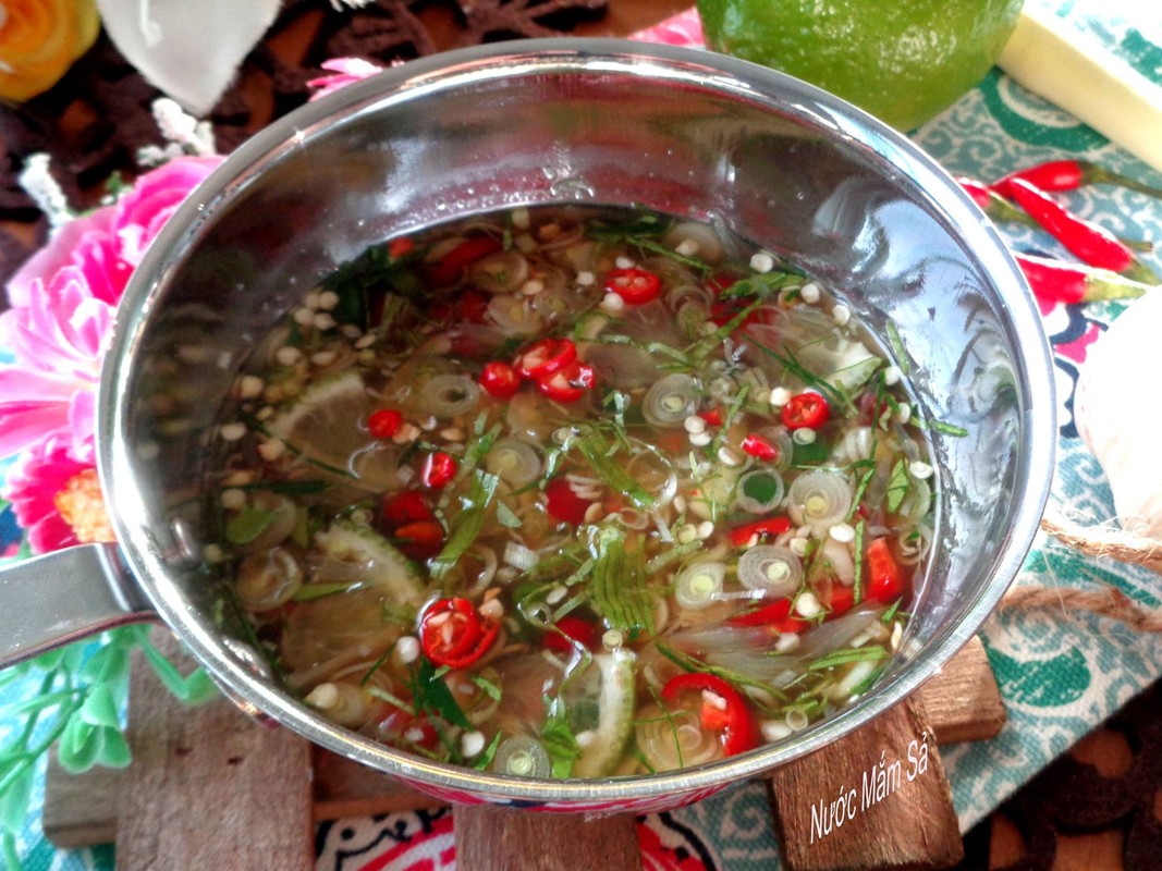 Cach pha nuoc cham vit, thit luoc ngon kho cuong-Hinh-8